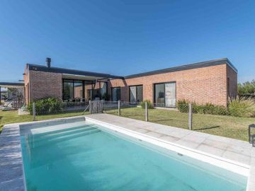 Casa en Venta en El Cantón - Barrio Islas