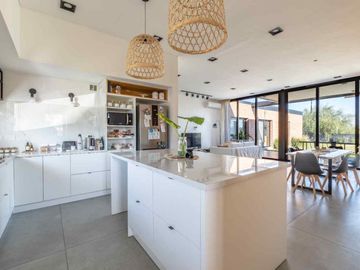Casa en Venta en El Cantón - Barrio Islas