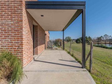 Casa en Venta en El Cantón - Barrio Islas