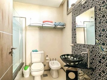 VENTA CASA 6 AMB CON PILETA EN BARRIO ALAMO ALTO!