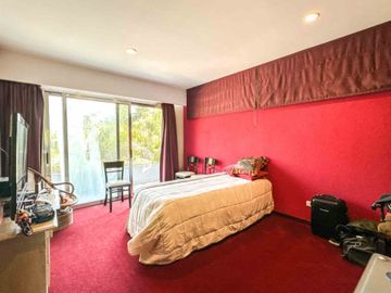 VENTA CASA 6 AMB CON PILETA EN BARRIO ALAMO ALTO!