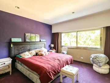VENTA CASA 6 AMB CON PILETA EN BARRIO ALAMO ALTO!