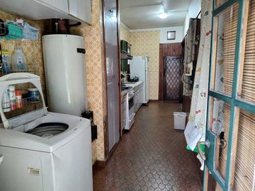 CASA  EN DUPLEX EN  LANUS O. C/ PARQUE Y COCHERA