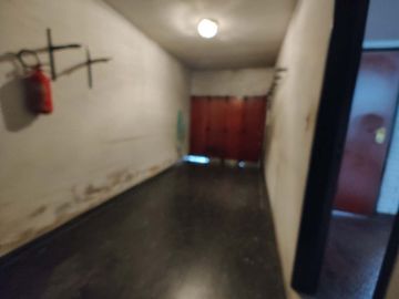CASA  EN DUPLEX EN  LANUS O. C/ PARQUE Y COCHERA