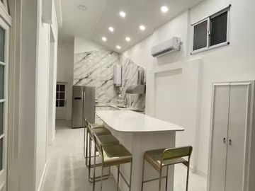 VENTA ÚNICO PH PB 4 AMB PALERMO SOHO SIN EXPENSAS
