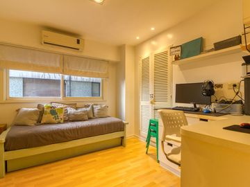 Departamento VENTA RECOLETA 4 dorm -cochera-balcon