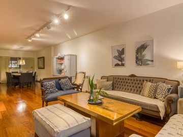 Departamento VENTA RECOLETA 4 dorm -cochera-balcon