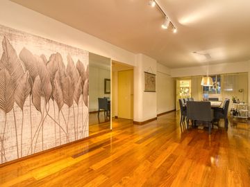Departamento VENTA RECOLETA 4 dorm -cochera-balcon