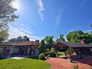 Casa en venta en Pilar