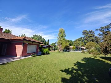 Casa en venta en Pilar