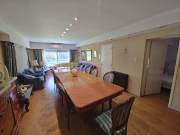 Casa en venta en Pilar