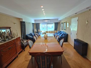 Casa en venta en Pilar