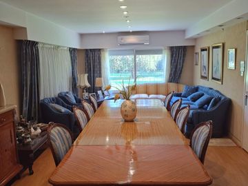 Casa en venta en Pilar