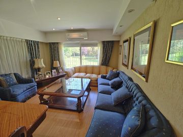 Casa en venta en Pilar