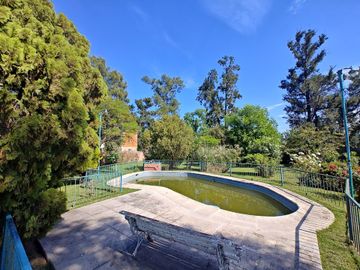 Casa en venta en Pilar