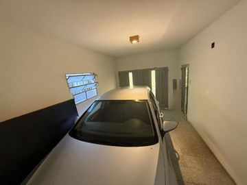 VENTA CASA 2 DORMITORIOS CON GRAN TERRENO ARROYITO
