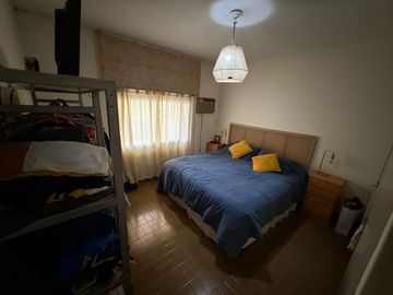 VENTA CASA 2 DORMITORIOS CON GRAN TERRENO ARROYITO