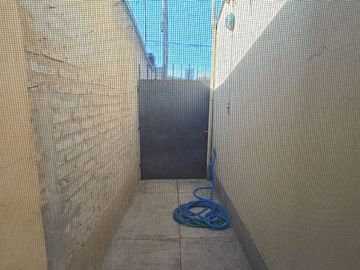 Casa Las Delicias, 2 dorm. 5 ambientes, cochera