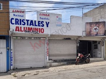 ¡Gran oportunidad de inversión en Calle Cisnes, Col. Lago de Guadalupe, Cuautitlán Izcalli!