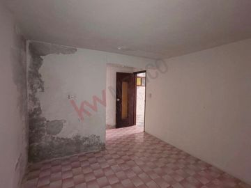 ¡Gran oportunidad de inversión en Calle Cisnes, Col. Lago de Guadalupe, Cuautitlán Izcalli!