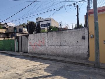 ¡Gran oportunidad de inversión en Calle Cisnes, Col. Lago de Guadalupe, Cuautitlán Izcalli!