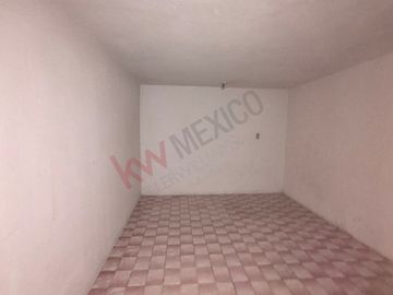¡Gran oportunidad de inversión en Calle Cisnes, Col. Lago de Guadalupe, Cuautitlán Izcalli!