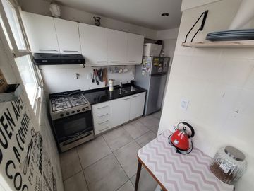 VENTA DPTO DOS AMBIENTES C/ BALC Y COCHERA ALMAGRO