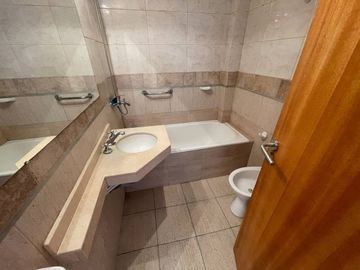 Venta departamento 3 ambientes con cochera Centro