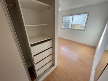 Venta departamento 3 ambientes con cochera Centro