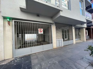 Venta departamento 3 ambientes con cochera Centro