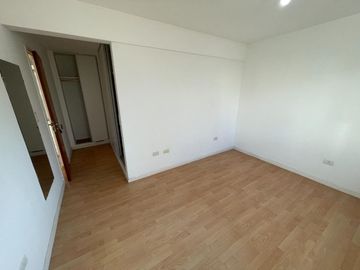 Venta departamento 3 ambientes con cochera Centro