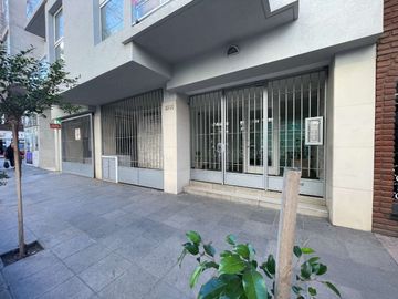 Venta departamento 3 ambientes con cochera Centro