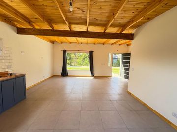 venta casa 4 ambientes Las Lomas Miramar