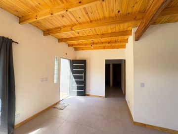 venta casa 4 ambientes Las Lomas Miramar