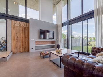 CASA EN VENTA BARRIO CERRADO EL NAUDIR ESCOBAR