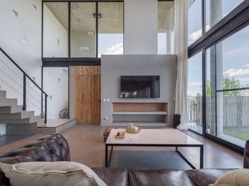 CASA EN VENTA BARRIO CERRADO EL NAUDIR ESCOBAR
