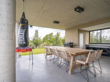 CASA EN VENTA BARRIO CERRADO EL NAUDIR ESCOBAR