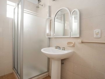 VENTA DPTO 3 AMB CON DEPENDENCIA ,BALCON, BAULERA