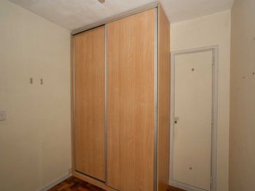 VENTA DPTO 3 AMB CON DEPENDENCIA ,BALCON, BAULERA