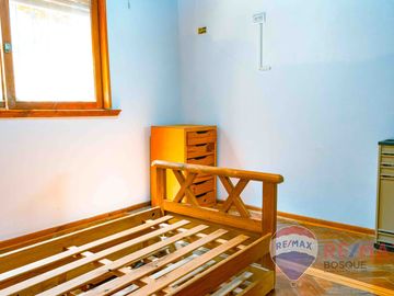 VENTA CASA 4 AMBIENTES  + DEPTO 3 AMBIENTES