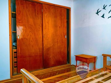 VENTA CASA 4 AMBIENTES  + DEPTO 3 AMBIENTES