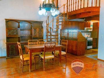 VENTA CASA 4 AMBIENTES  + DEPTO 3 AMBIENTES