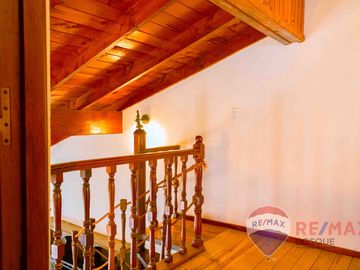 VENTA CASA 4 AMBIENTES  + DEPTO 3 AMBIENTES