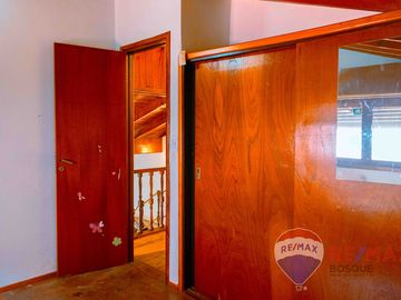 VENTA CASA 4 AMBIENTES  + DEPTO 3 AMBIENTES