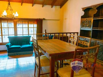 VENTA CASA 4 AMBIENTES  + DEPTO 3 AMBIENTES
