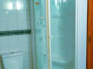 VENTA CASA 4 AMBIENTES  + DEPTO 3 AMBIENTES