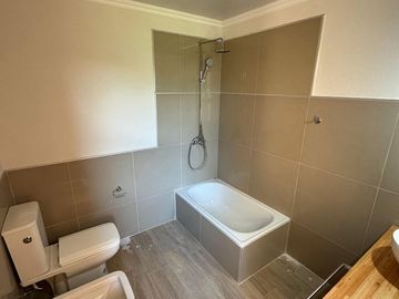 Venta casa A ESTRENAR 3 AMB. en Loma Verde Escobar