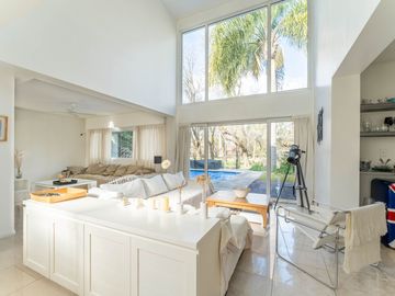 Casa 6 Amb Venta Banco Provincia Doble Lote Arroyo