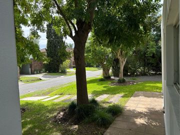 Casa 6 Amb Venta Banco Provincia Doble Lote Arroyo