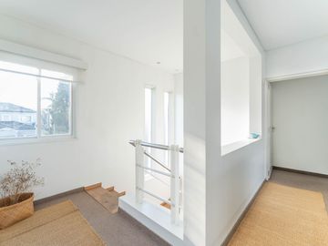 Casa 6 Amb Venta Banco Provincia Doble Lote Arroyo